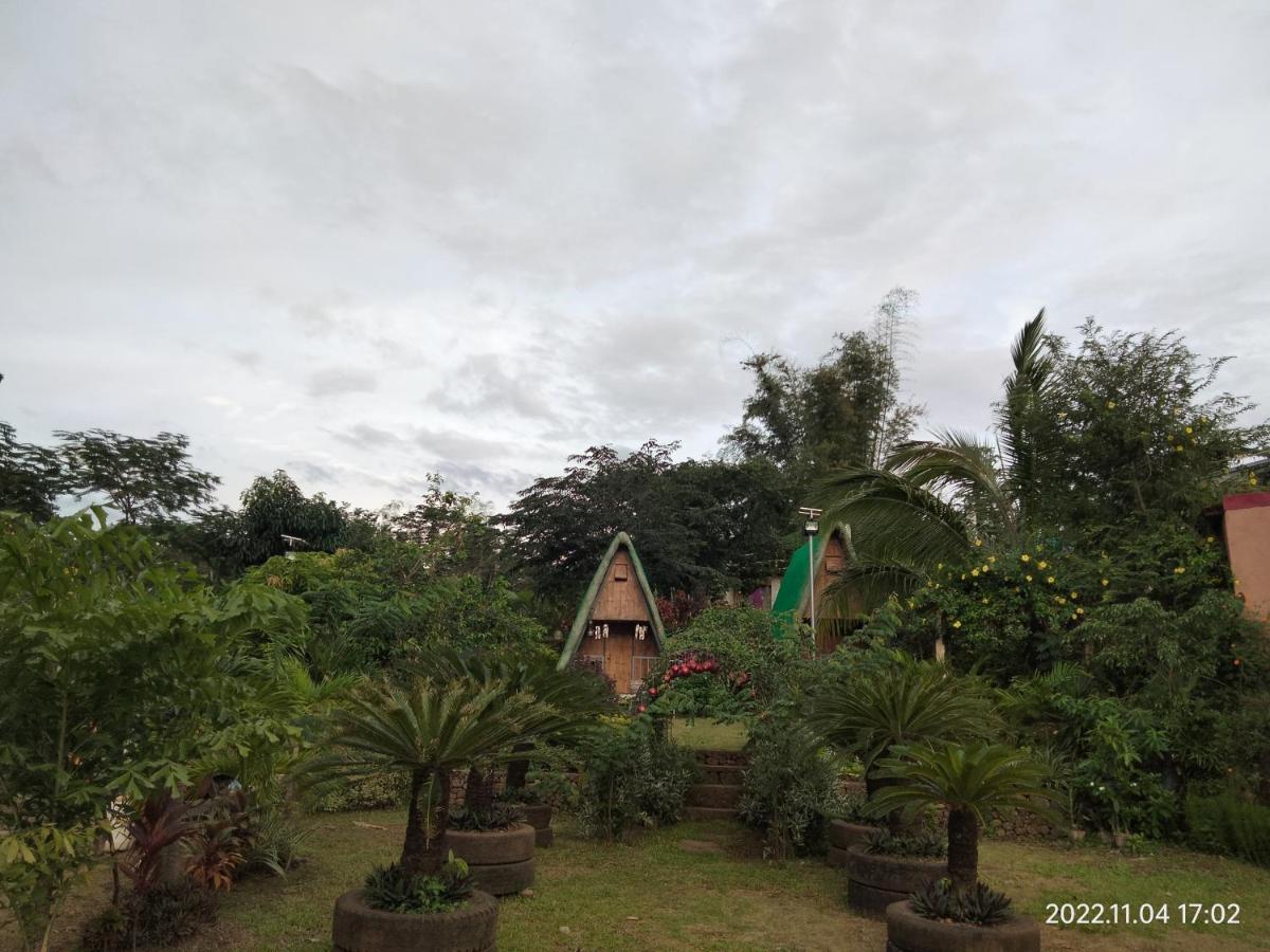 Casa De Robles Tanay Rizal Hotel Ngoại thất bức ảnh